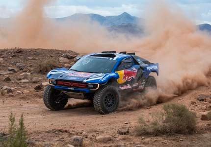 Raptor T1+ in desert