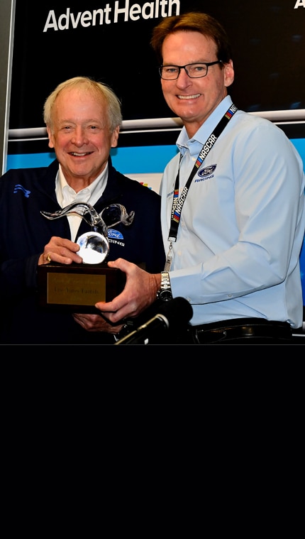 Edsel giving Yates award