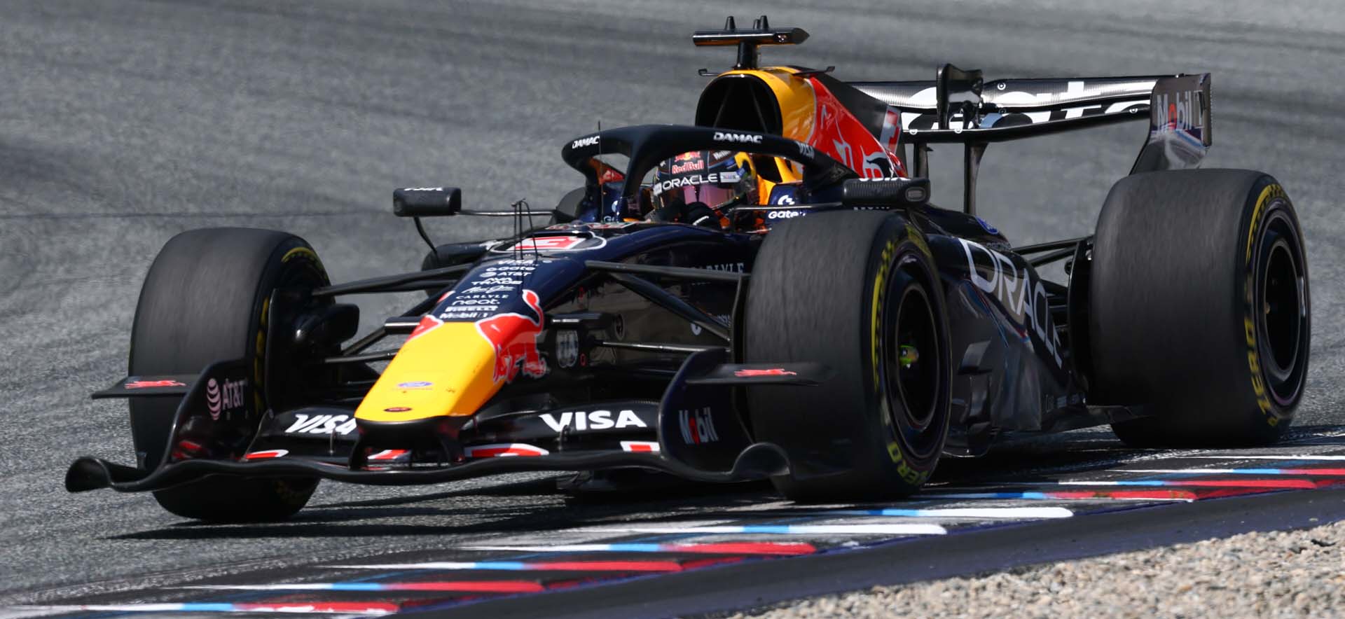 F1 Car on the track
