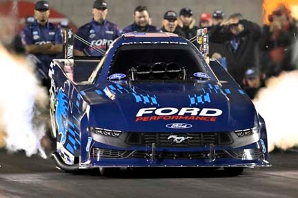 Mustang funny car on track