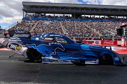 Mustang funny car on track