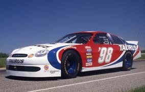 Ford Taurus NASCAR in 1997