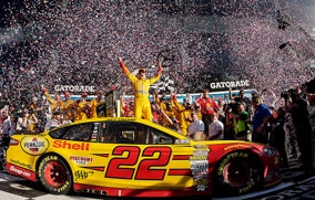 Number 22 car winning at Daytona 500