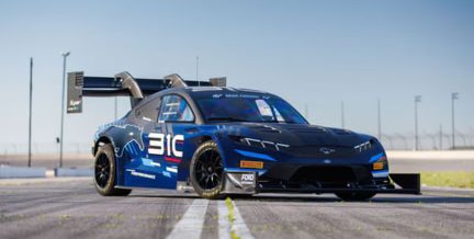 Super Mustang Mach-E 