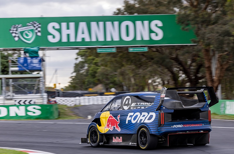 SuperVan at speed on Mount Panorama