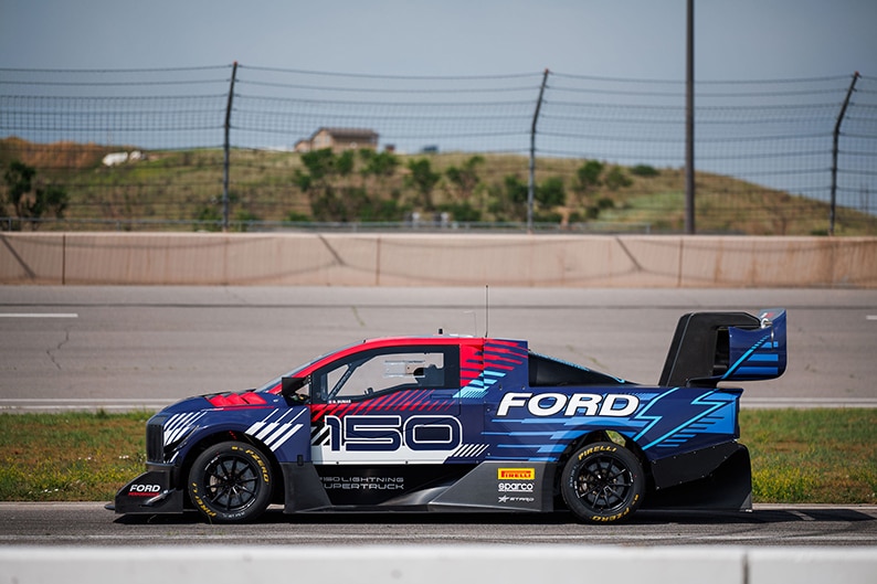 Ford F150 Lightning SuperTruck Side