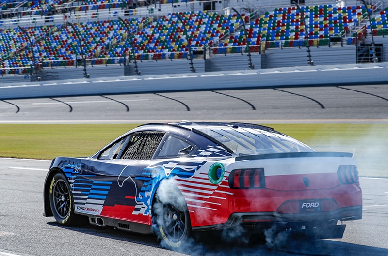 NASCAR 2024 Ford Mustang Dark Horse Burnout from pit area